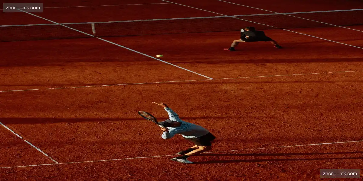 ⚽ 绿茵场每道奔跑轨迹,都是梦想的航迹云,热血铸就传奇!✈️